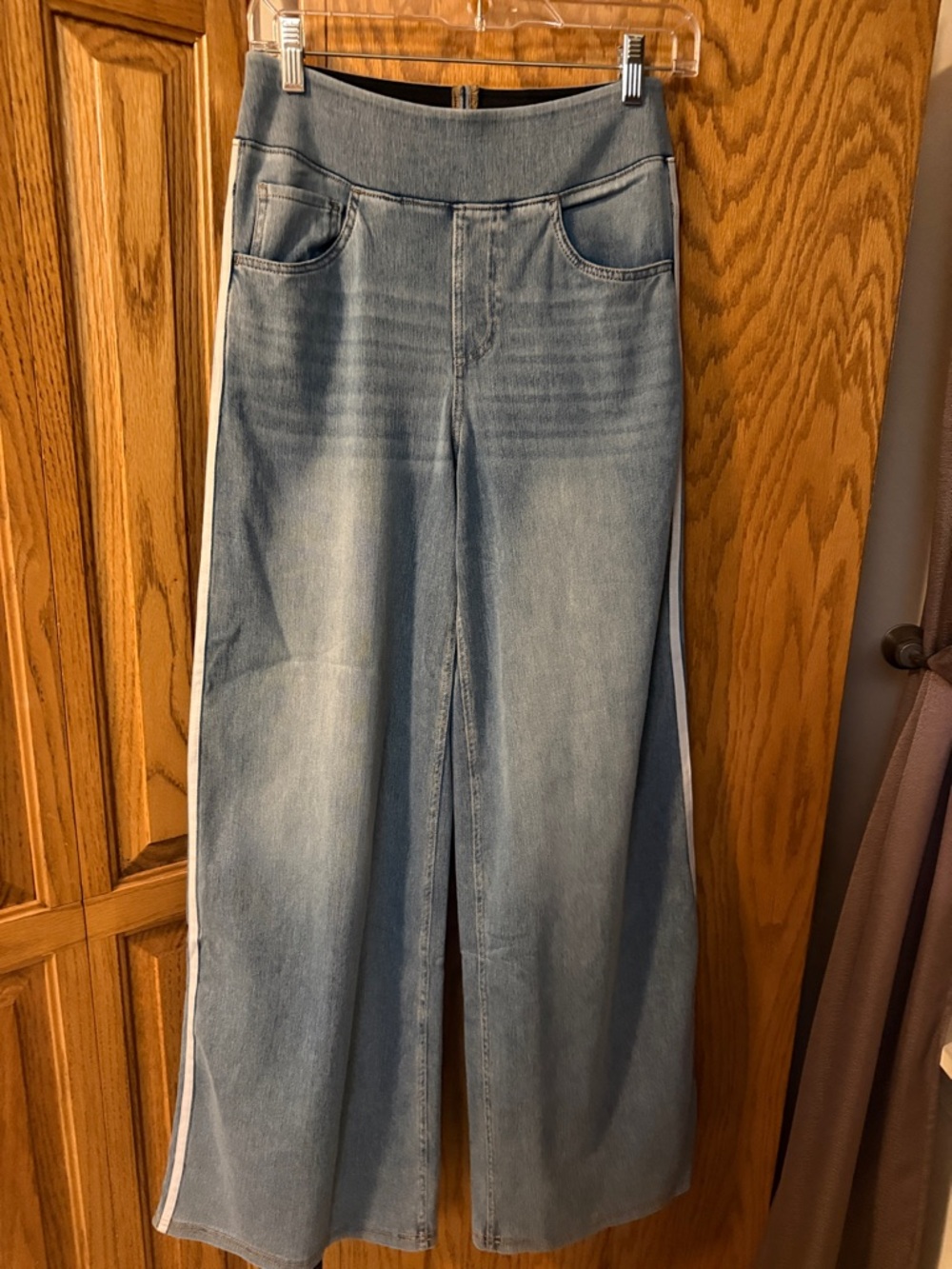 Halara Light Blue Women's Wide-Leg Jeans with Side Stripe